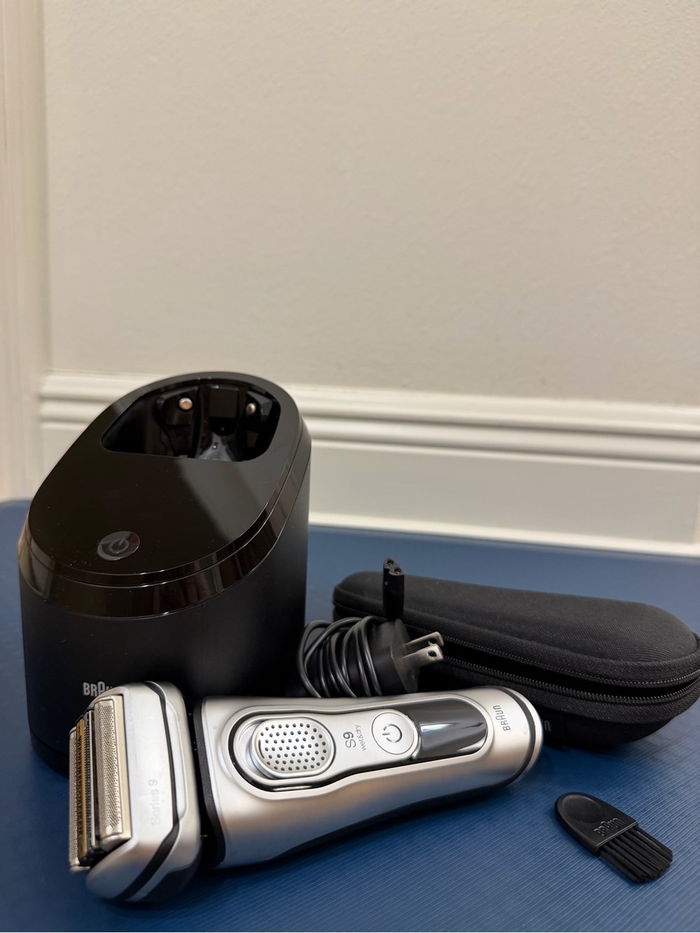 Braun Electric Razor Series 9 9370cc